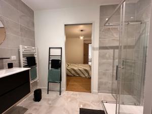 Et badeværelse på Maison Calista + 5 billeder