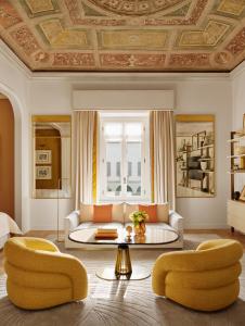 Posezení v ubytování Four Seasons Hotel Milano