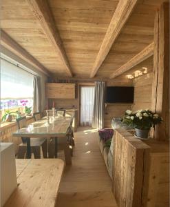 Fotografie z fotogalerie ubytování Luxury apartment in Cortina v destinaci Cortina dʼAmpezzo