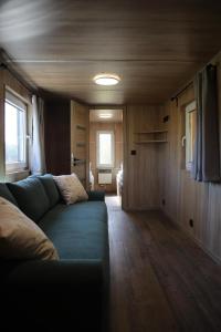 Posezení v ubytování Tiny house Františka