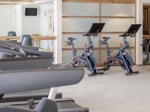 Fitness centrum a/nebo fitness zařízení v ubytování Pullman Reef Hotel Casino