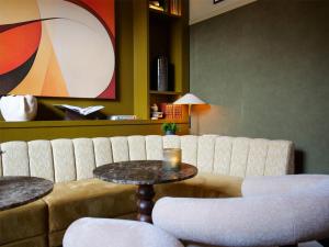 Posezení v ubytování Best Western Plus Grand Hotel