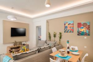 Μια τηλεόραση ή/και κέντρο ψυχαγωγίας στο Luxsuites