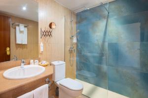 Kúpeľňa v ubytovaní htop Amaika & SPA 4Sup - Adults Only #htopBliss