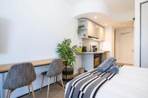 Kuchyň nebo kuchyňský kout v ubytování 905 Zeeland Pier - 9th Floor Premium Studio with FREE Parking