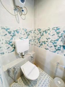 Bagno di Hotel RV Residency