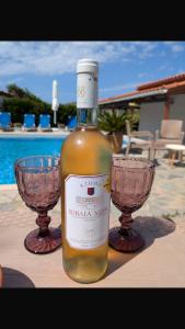 Nápoje v ubytování Villa Batsheva Private and Detached