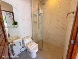 Gallery image of มนต์จันทรา เฮ้าส์ in Khlong Lan