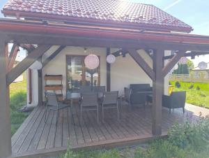 Patio lub wspólna przestrzeń na świeżym powietrzu w obiekcie Bukszpanowa Alejka domek całoroczny, okolica Ojcowski Park Narodowy