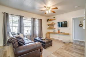 Galeriebild der Unterkunft Granbury Getaway - 3 Bedroom in Granbury + 22 Fotos