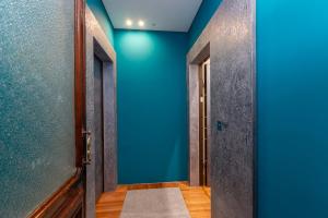 Foto dalla galleria di 5 minutes from Via Roma - with Smart TV a Torino