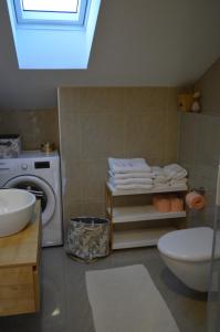 Koupelna v ubytování Nirvana Crikvenica + 16 fotografií