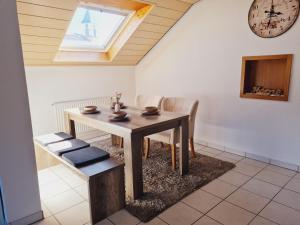 Fotografie z fotogalerie ubytování Ferienwohnung in Karlsbad v destinaci Karlsbad