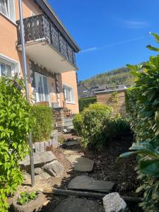 Nespecifikovaný výhled na hory nebo výhled na hory při pohledu z apartmánu + 18 fotografií