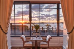 Balkón nebo terasa v ubytování Hôtel Barrière Le Grand Hôtel Dinard