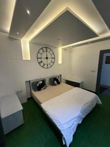 Gallery image of VEDA HOTEL ll in Mohiuddīnpur