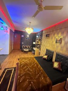 Φωτογραφία από το άλμπουμ του Palm Breeze Luxury Studio Apartment σε Noida