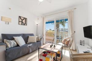 Telewizja i/lub zestaw kina domowego w obiekcie Sunnygolfbeach