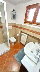 A bathroom at Alloggio Gladiolo