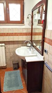 A bathroom at Alloggio Gladiolo