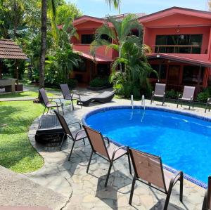 Bazén v ubytování Hotel Los Ranchos nebo v jeho okolí