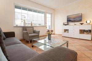 Posezení v ubytování Lübecker Straße 2 Muschelhain + 29 fotografií