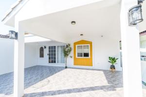 Φωτογραφία από το άλμπουμ του Entire minimal house in Chiang Rai σε Chiang Rai