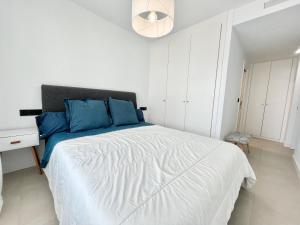 Posteľ alebo postele v izbe v ubytovaní New apartment in Calpe