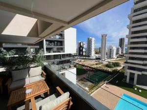 Bazén v ubytovaní New apartment in Calpe alebo v jeho blízkosti
