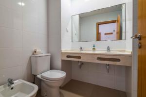 Φωτογραφία από το άλμπουμ του Apartamentos Turisticos Monte da Vinha II σε Αλμπουφέιρα +48 φωτογραφίες