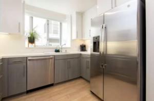 Kuchyň nebo kuchyňský kout v ubytování Hosp Walk to Santa Monica Beach Pier