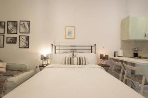 Posteľ alebo postele v izbe v ubytovaní Sophia Areopoli Guesthouse + 25 fotografií