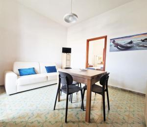 Posezení v ubytování CASA AMMARE - Beach House - Ostuni + 22 fotografií