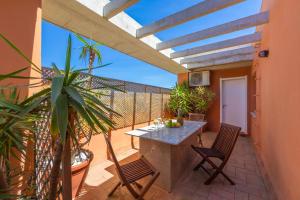 Balkón nebo terasa v ubytování Apartamento con parking y terrazas con vistas a todo Tarifa