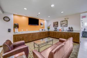 TV a/nebo společenská místnost v ubytování Motel 6-Sutherlin, OR