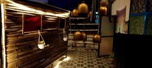 Istumisnurk majutusasutuses Mystic Vibes International Fitness Commune
