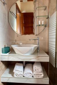 A bathroom at Driopes Villas