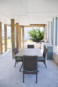 Fotografie z fotogalerie ubytování Unique 3BR Home with great views Beach Access v destinaci Atlantic Beach