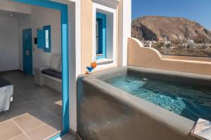 Φωτογραφία από το άλμπουμ του Perissa Bay  στην Περίσσα