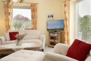 Et tv og/eller underholdning på Haus am Hügel