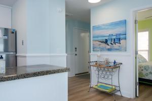 A kitchen or kitchenette at What a View by Bryant Real Estate