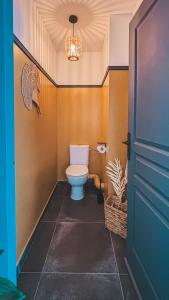 Le point de vue Studio saint Denis的一间浴室