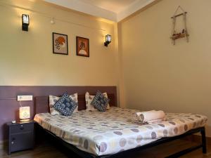 Postel nebo postele na pokoji v ubytování Mulaqat Homestay + 37 fotografií