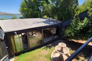 Photo de la galerie de l'établissement Rapel Casa Lujosa piscina privada, acceso Lago, à Lago Rapel