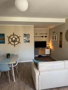 TV a/nebo společenská místnost v ubytování SilverHome