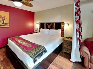 Postel nebo postele na pokoji v ubytování SabaiDii Guesthouse A & B