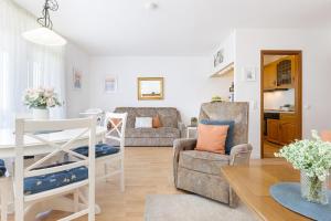 Χώρος καθιστικού στο Krug II +29 φωτογραφίες