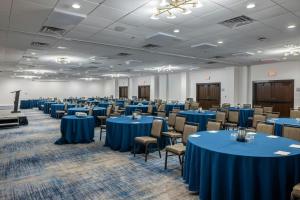 a conference room with blue tables and chairs at The Inn at Opryland, A Gaylord Hotel in Nashville +23 photos