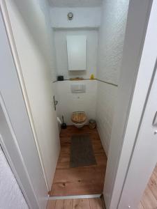 Bilik mandi di Andys Adlerblick
