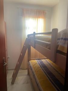 Posteľ alebo postele v izbe v ubytovaní Casa en el centro de Conil